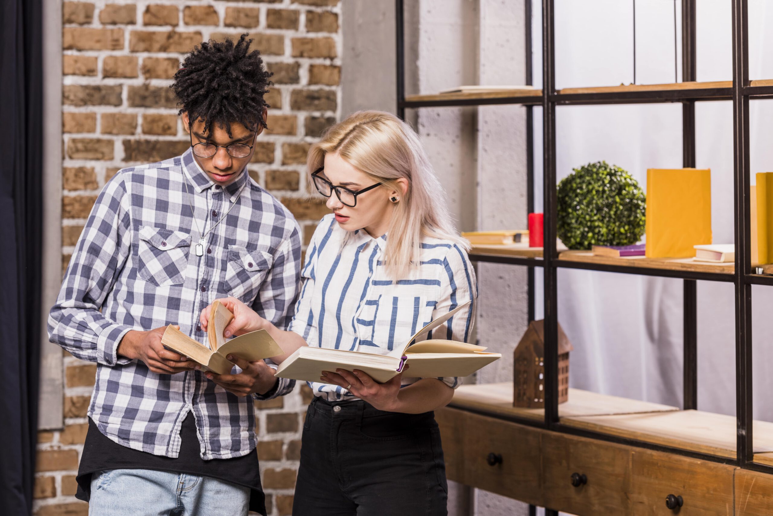 Donnez vie à votre livre, simplement.